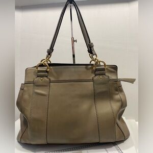 Authentic GUCCI SMILA moss green leather tote with certificate Europe exclusive